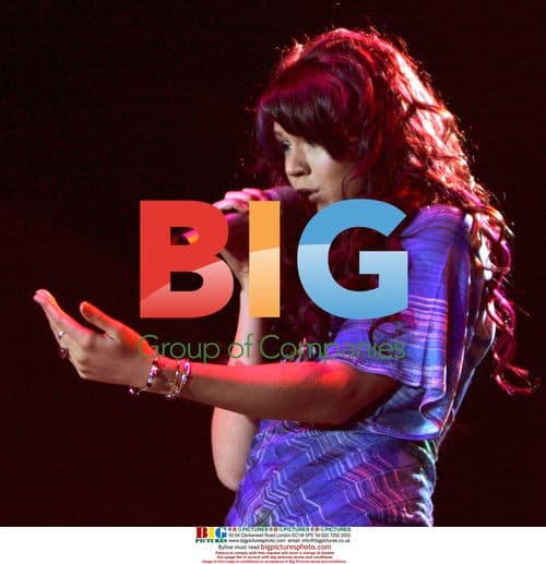 Joss Stone Performs at Viejas Indian Reservation