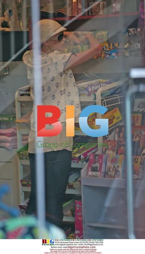 Paris and Nicky Hilton shopping and seeing a movie