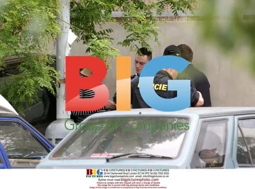 Pitt and Jolie Paparazzi Incident