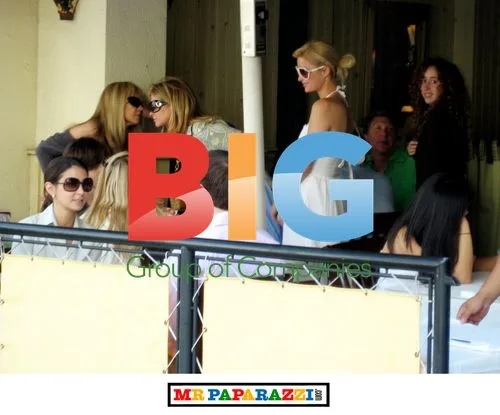 Paris Hilton Lunch with Mom in Beverly Hills