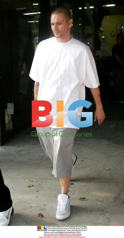 Kevin Federline Furniture Shopping