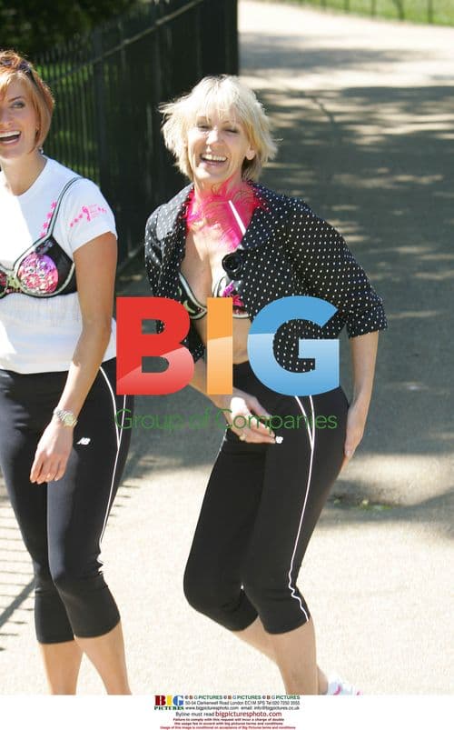 Celebrities Train for MoonWalk Event