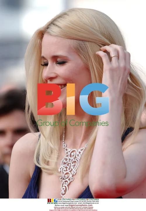 Claudia Schiffer at "The Diving Bell and the Butterfly" Premiere