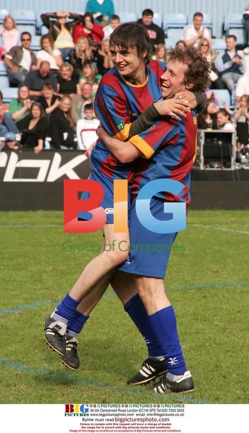 Pete Doherty Scores and Celebrates at Soccer 6
