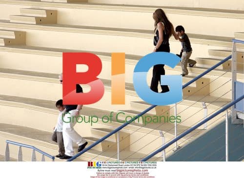 Angelina Jolie and Kids Visit Marineland