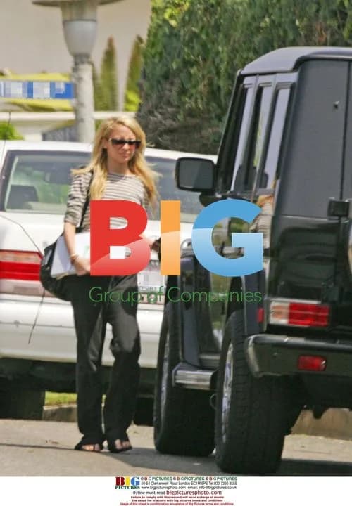 Nicole Richie Leaving Rehab Facility