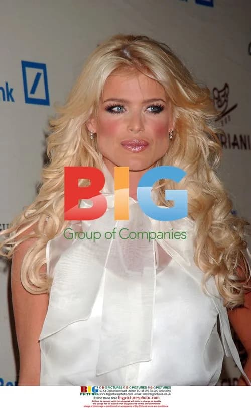 Victoria Silvstedt poses at Cipriani Wall Street concert