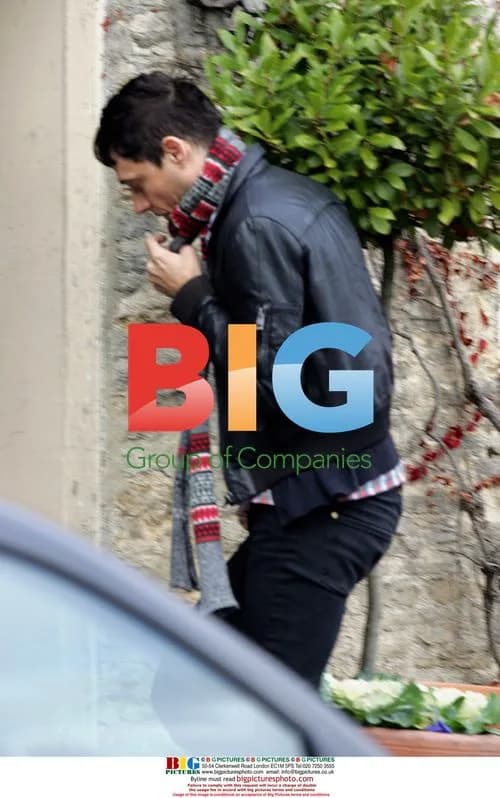 Kate Moss and Jamie Hince at Local Pub