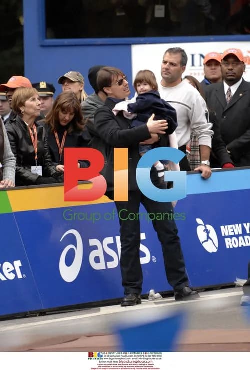 Tom Cruise and Daughter Suri at NYC Marathon
