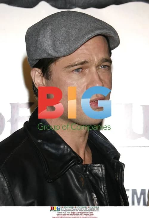 Brad Pitt at "Beowulf" Premiere