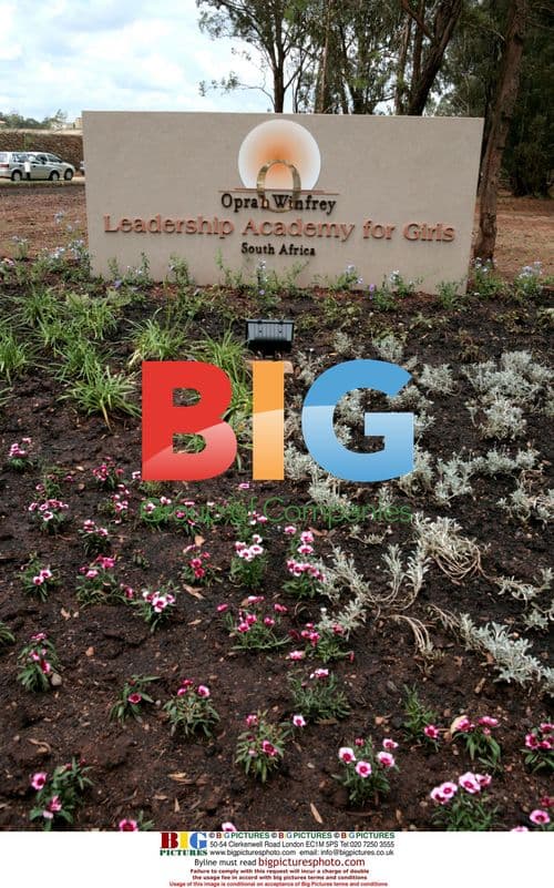 Oprah Winfrey Opens Girls' School in South Africa