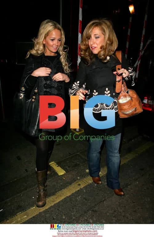 Actress Jennifer Ellison Leaves Theatre