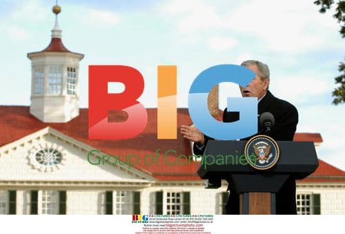 U.S. President Bush and French President Sarkozy at Mount Vernon