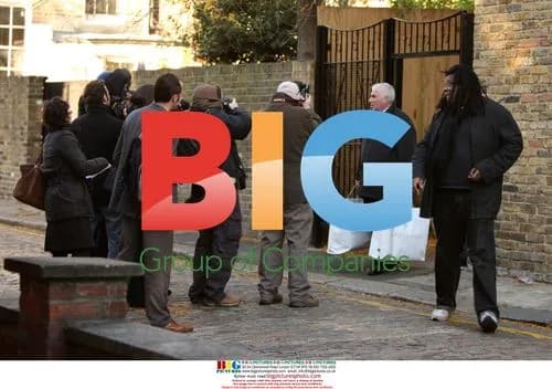 Amy Winehouse's dad and manager leave her home