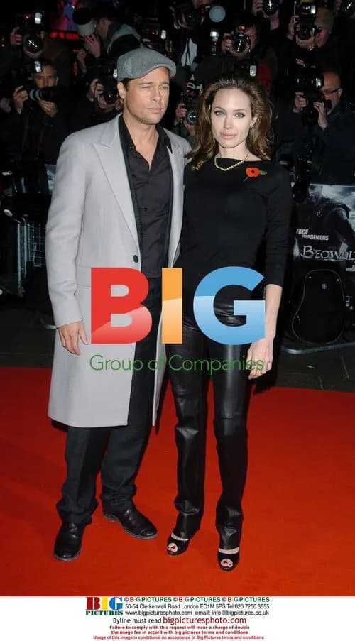 Brad Pitt and Angelina Jolie at 'Beowulf' Premiere