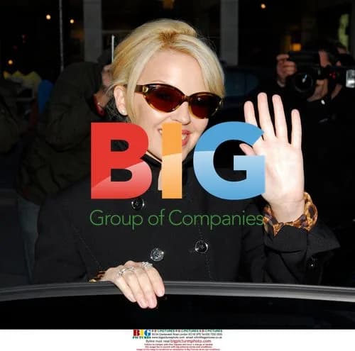 Kylie Minogue Leaves Radio 1