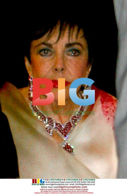 Elizabeth Taylor Unveils Jewelry Collection