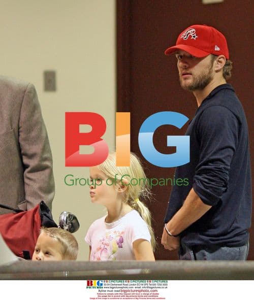 Ryan Phillipe and Kids at LAX