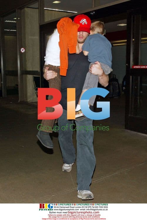 Ryan Phillipe and Children at LAX