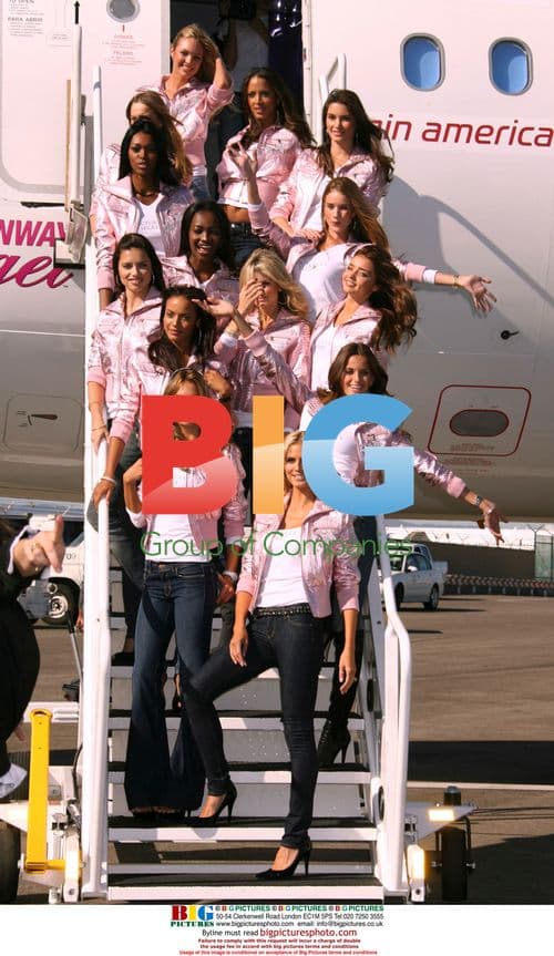 Victoria's Secret Models Arrive in LA