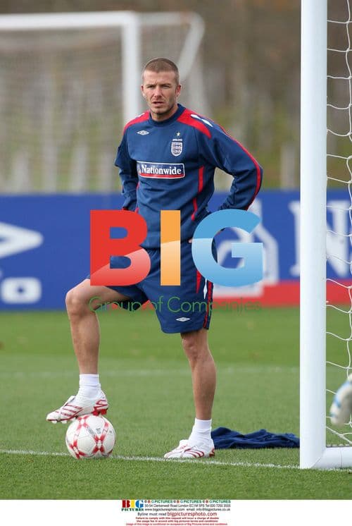 Beckham trains for England matches