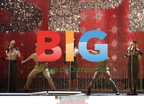 Spice Girls Reunite at Victoria's Secret Fashion Show