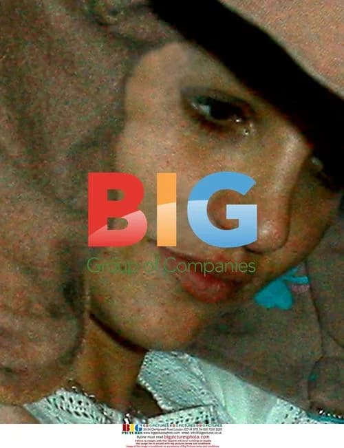 Britney Spears Stops for Gas