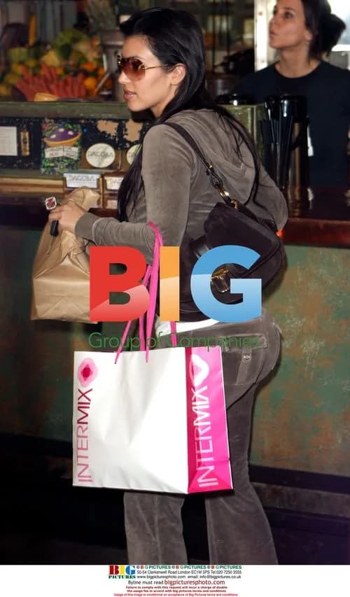 Kim Kardashian shops at Beverly Hills boutique