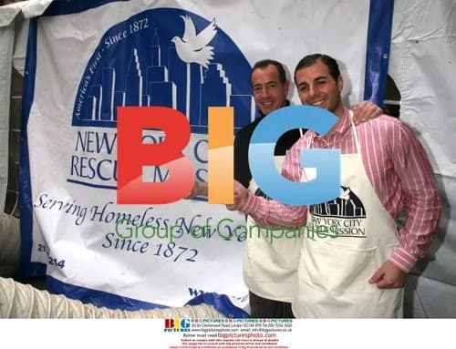 Michael Lohan Volunteers at NYC Rescue Mission