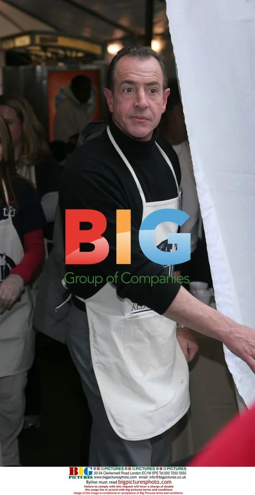 Michael Lohan Volunteers at NYC Rescue Mission