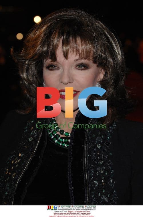 Joan Collins at Golden Compass Premiere