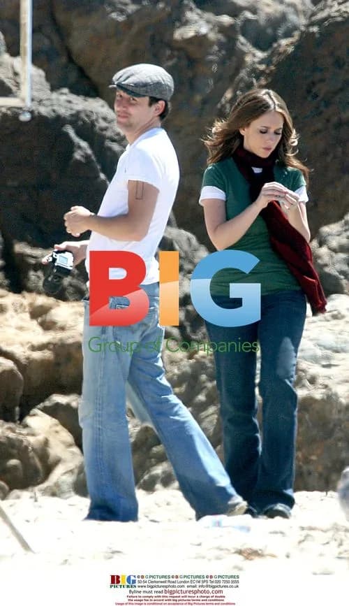 Jennifer Love Hewitt and Ross McCall with Baby on 'Ghost Whisperer' Set