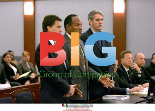 O.J. Simpson in Court with Lawyers