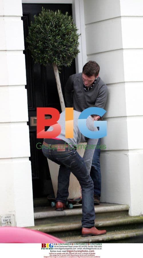 Samuel Preston moving house with skateboard