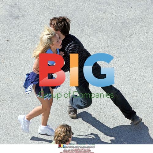 Hayden Panettiere and Nick D'Agosto on "Heroes" set