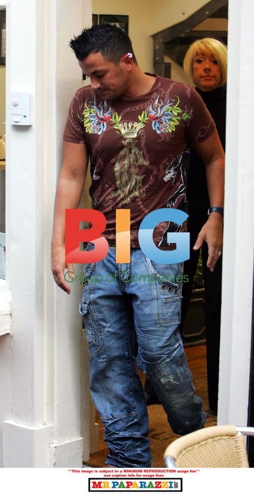 Katie Price Visits Beauty Salon with Husband and Baby