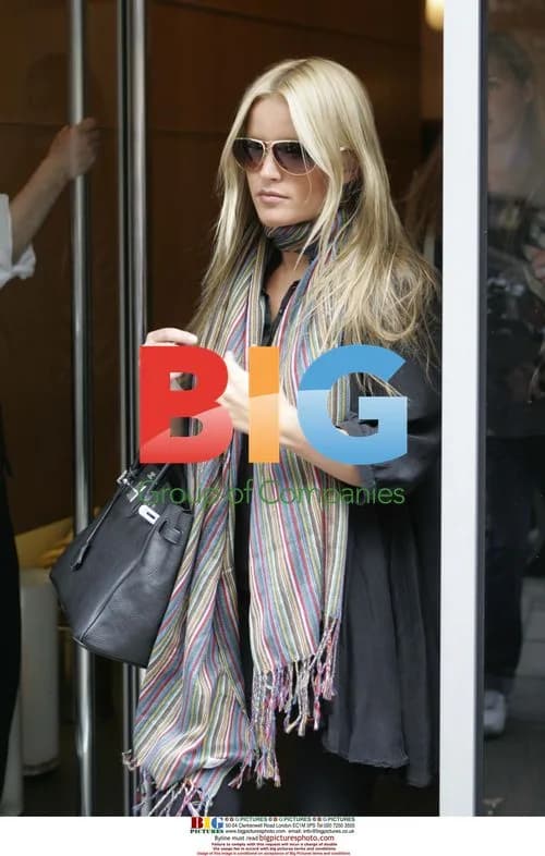 Kate Moss and Davinia Taylor Leaving Restaurant