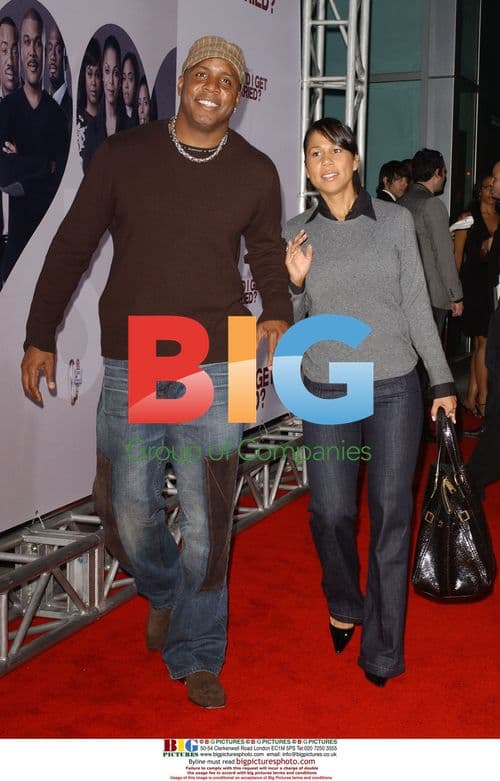 Barry Bonds and Wife at 'Why Did I Get Married' Premiere