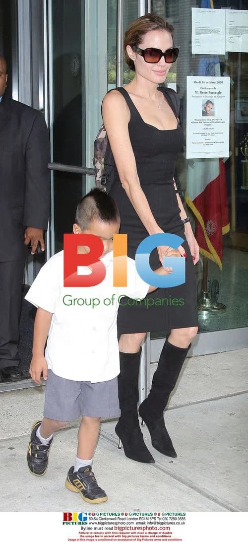 Angelina Jolie picks up son Maddox from school