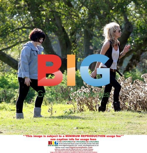 Kate Moss with Jamie Hince and Kelly Osbourne