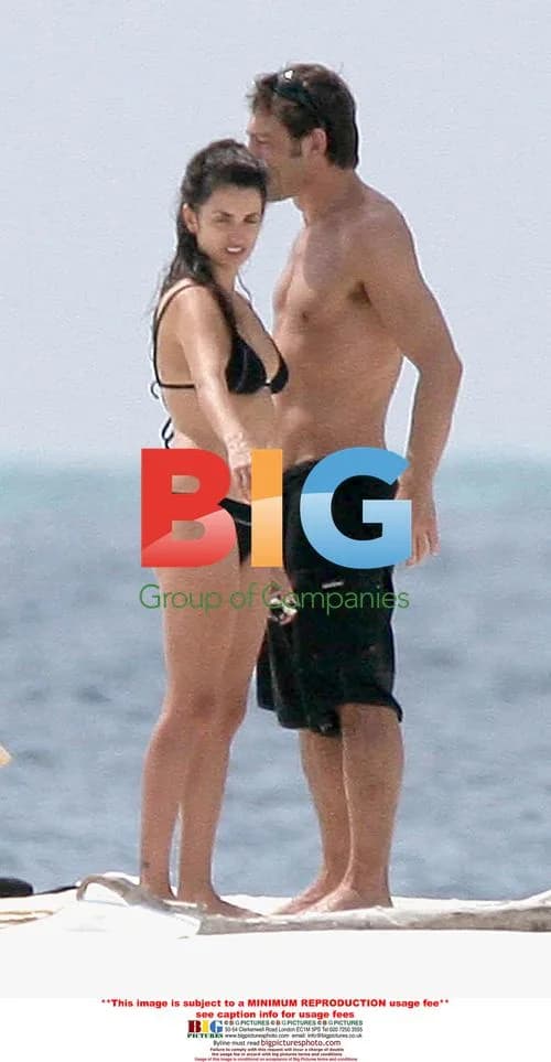 Penelope Cruz and Javier Bardem on Tropical Island Vacation