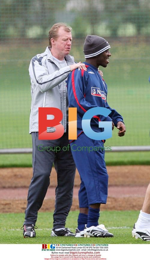 England manager and player at training