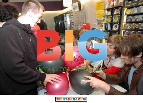 Milburn at HMV Signing, London