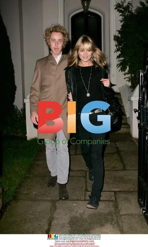 Kate Moss Leaves Friend's House