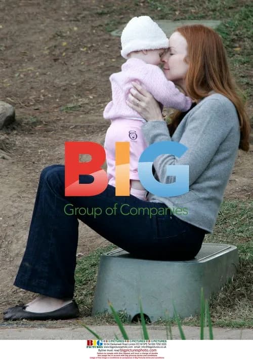 Marcia Cross with Daughters at Santa Monica Park