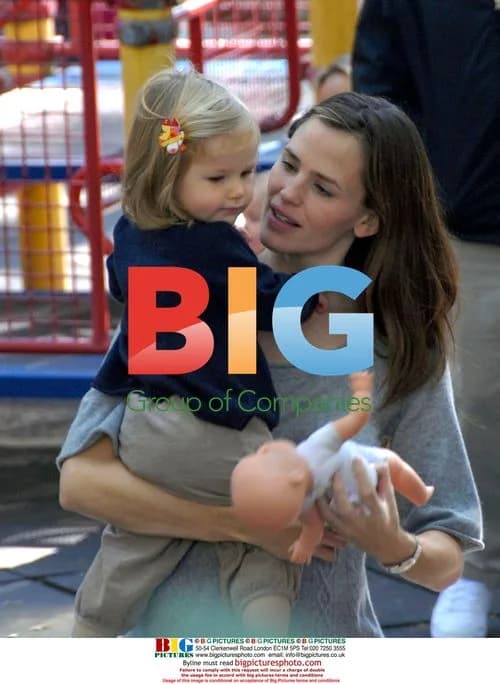 Jennifer Garner and Daughter Violet in Central Park