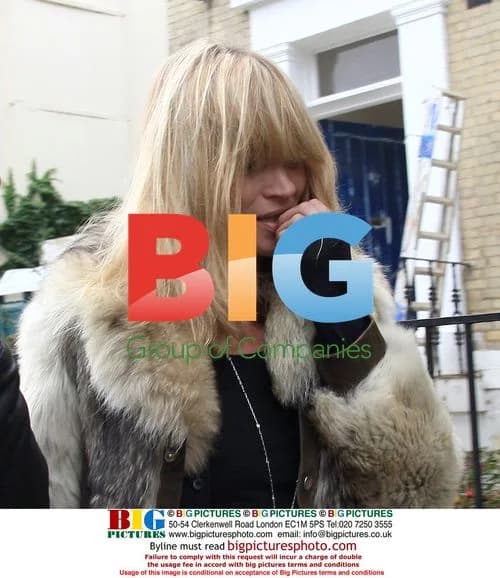 Kate Moss and Boyfriend Leave London Home