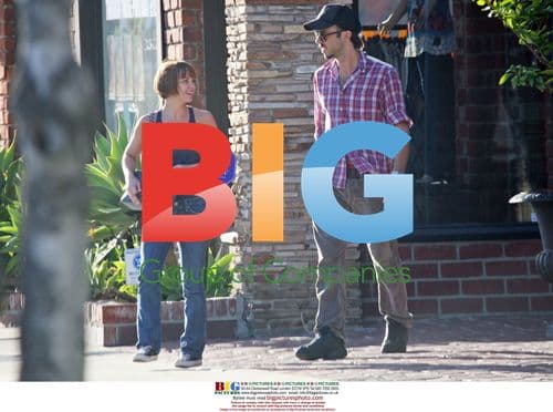 Christina Ricci Furniture Shopping with Friend