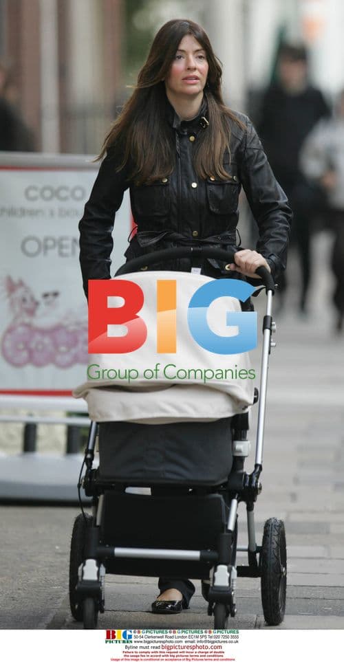 Noel Gallagher and family out for a walk