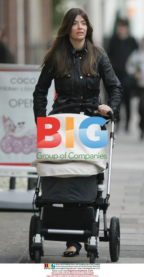 Noel Gallagher and family out for a walk